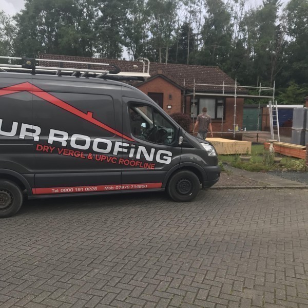 Your Roofing logo