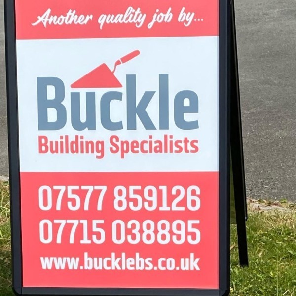 Buckle Building specialists logo